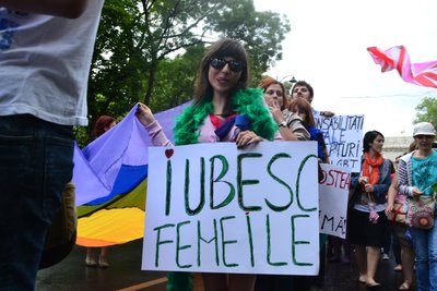 Parada gay Bucuresti Iubesc femeile
