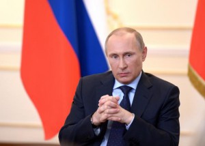 Vladimir Putin steagul Rusiei